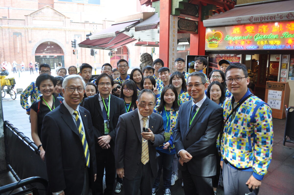 HK delegation visiting Sydney Chinatown